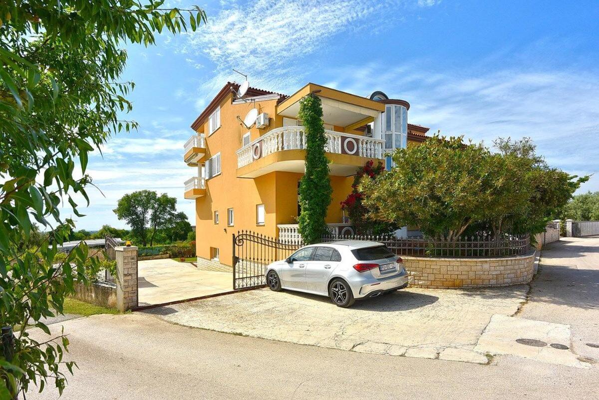 Apartments Sunset Vodnjan Luaran gambar